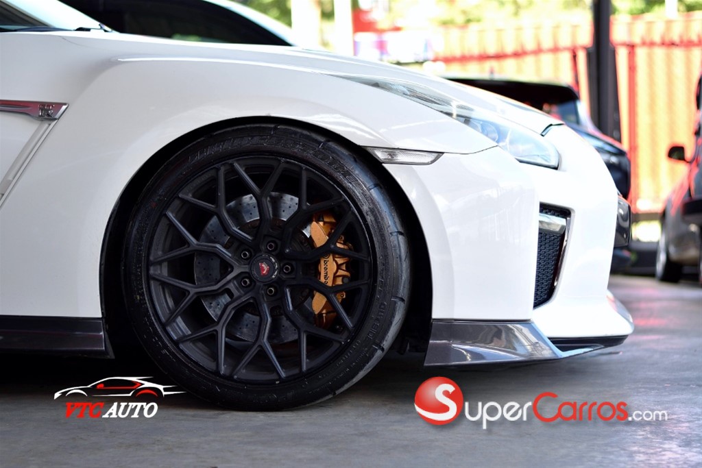 2009 Nissan GT-R Black Edition — foto 12 / 12
