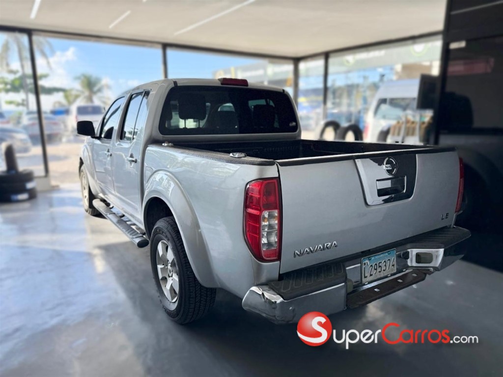 2011 Nissan Navara — foto 4 / 11