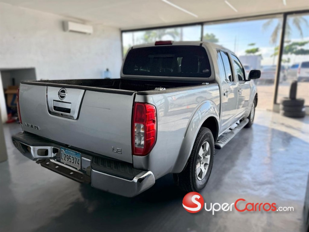 2011 Nissan Navara — foto 5 / 11