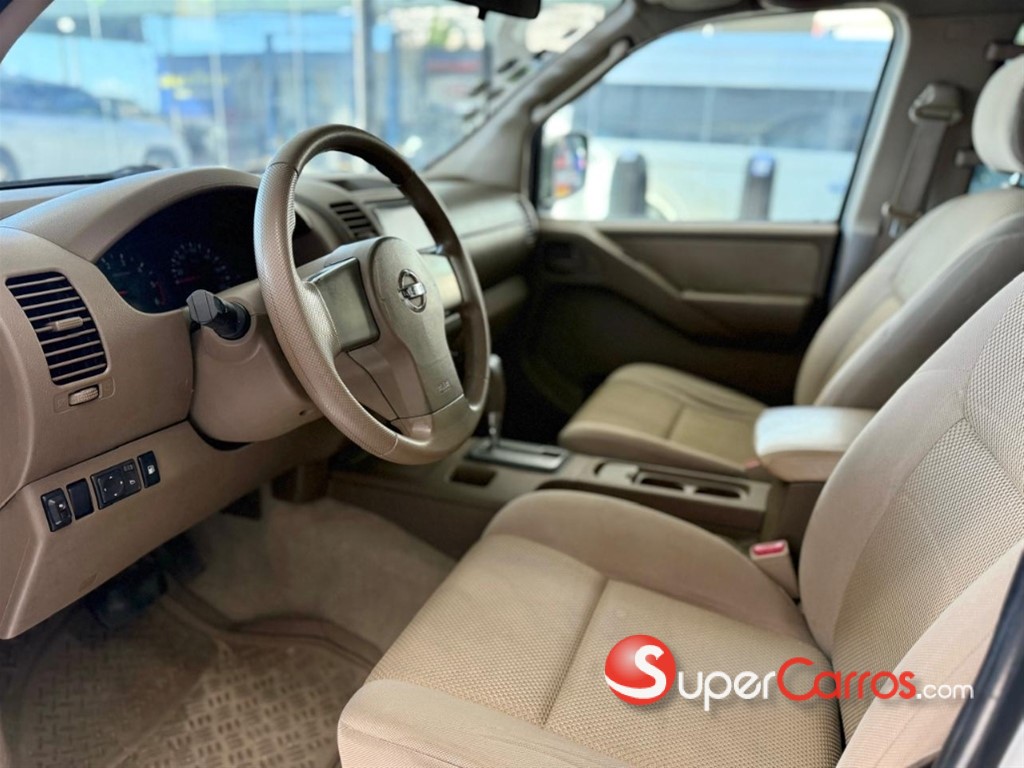 2011 Nissan Navara — foto 7 / 11