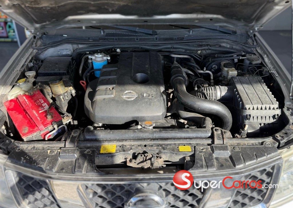2011 Nissan Navara — foto 9 / 11
