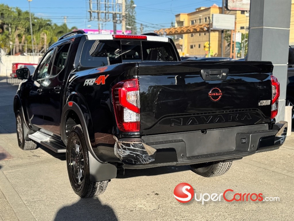 2026 Nissan Navara PRO X4 — foto 4 / 9