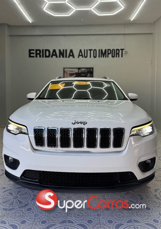 2019 Jeep Cherokee Latitude Plus — foto 2 / 7