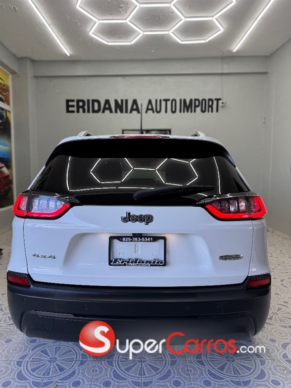 2019 Jeep Cherokee Latitude Plus — foto 3 / 7