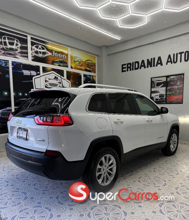 2019 Jeep Cherokee Latitude Plus — foto 4 / 7