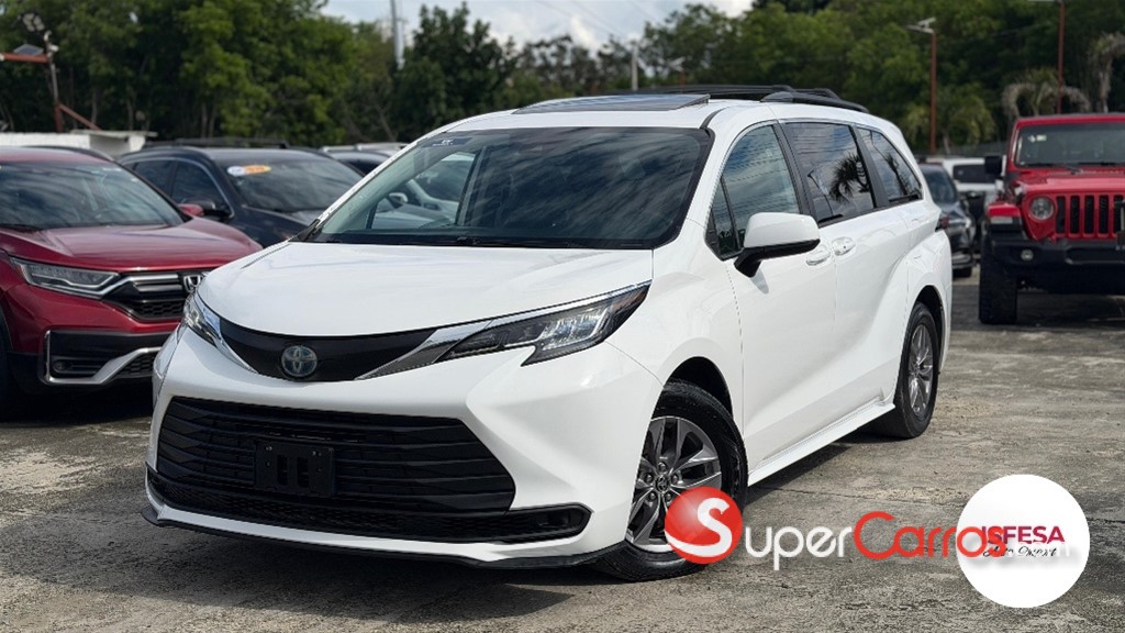 2021 Toyota Sienna LE