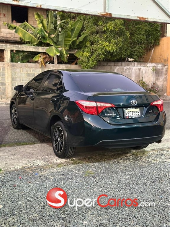 2018 Toyota Corolla LE — foto 7 / 12