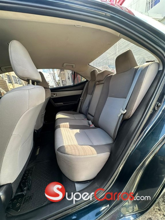 2018 Toyota Corolla LE — foto 12 / 12