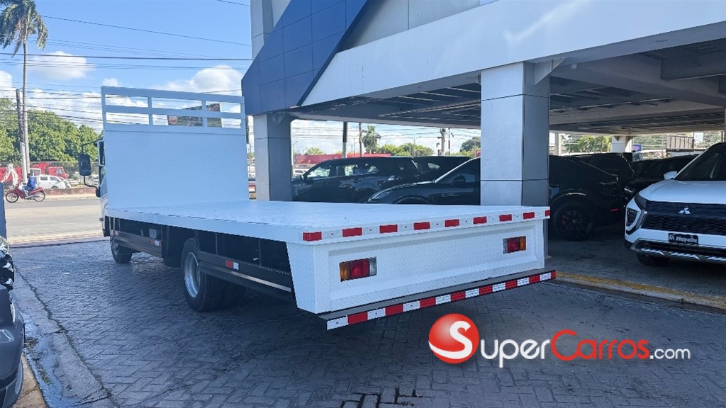 2026 Isuzu NQR 18 Pies — foto 4 / 8