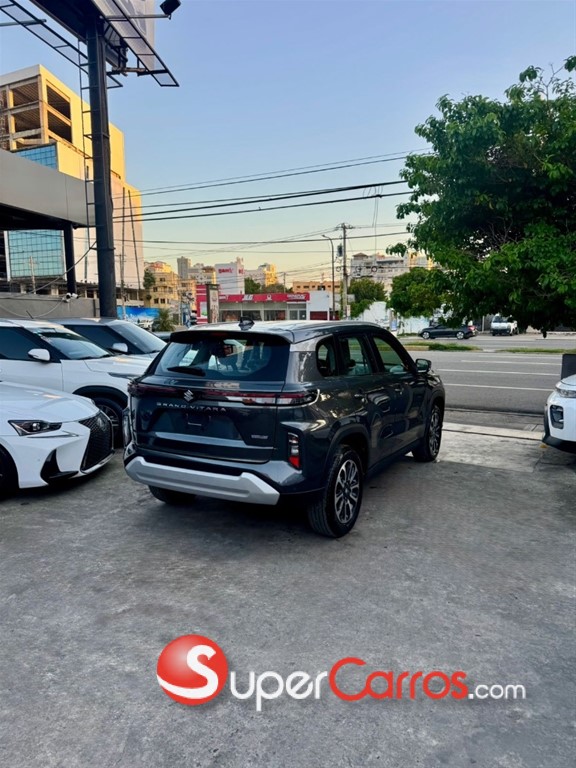 2025 Suzuki Grand Vitara GLX — foto 9 / 12