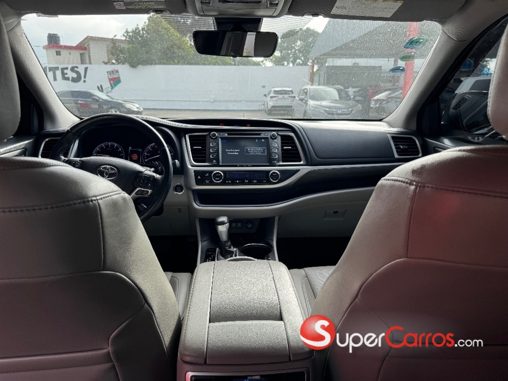 2018 Toyota Highlander Limited — foto 10 / 11