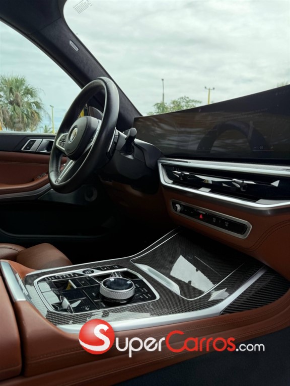 2023 BMW X 7 M60i Xdrive — foto 2 / 12