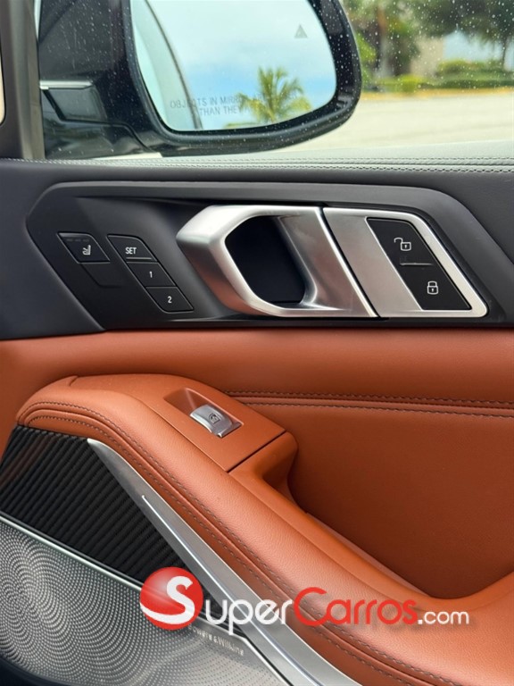 2023 BMW X 7 M60i Xdrive — foto 6 / 12