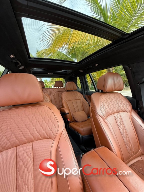 2023 BMW X 7 M60i Xdrive — foto 7 / 12
