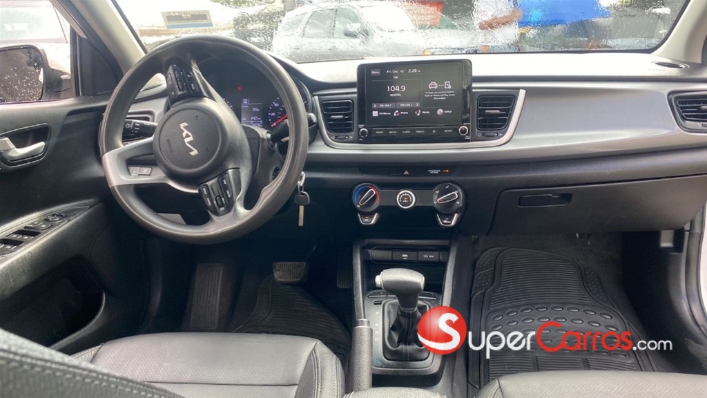2022 Kia Rio — foto 6 / 7