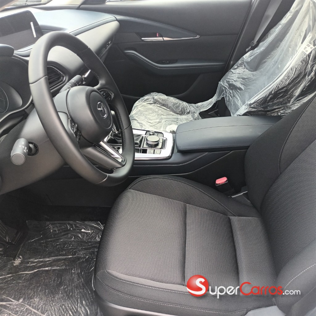 2026 Mazda CX-30 GS — foto 6 / 9