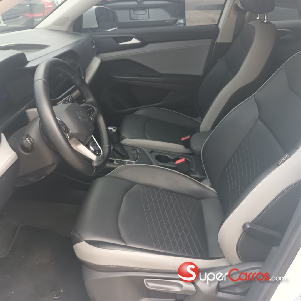 2022 Volkswagen Taos — foto 7 / 10