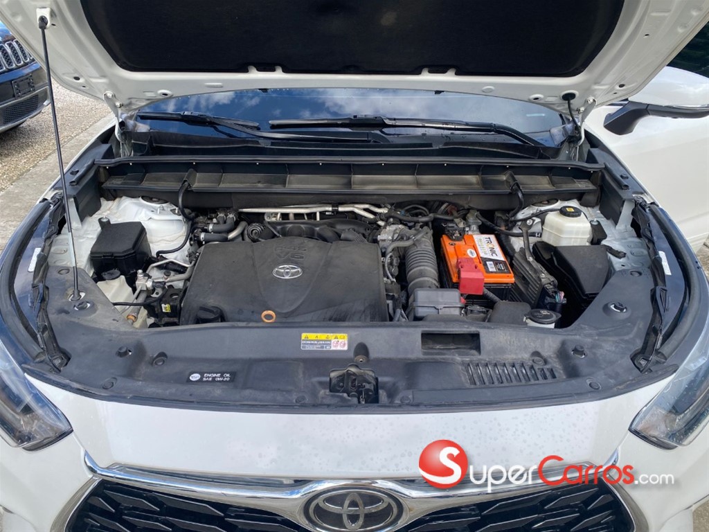 2020 Toyota Highlander Platinum — foto 8 / 9