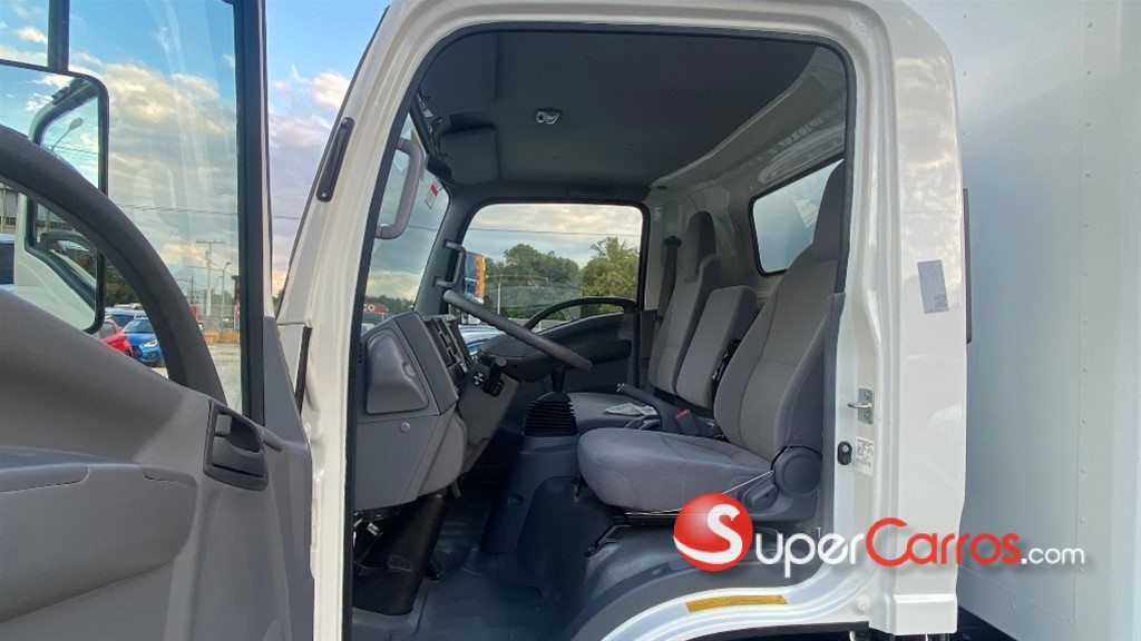 2026 Isuzu NP — foto 2 / 9