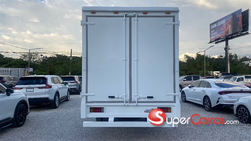 2026 Isuzu NP — foto 5 / 9