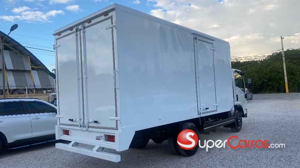 2026 Isuzu NP — foto 6 / 9