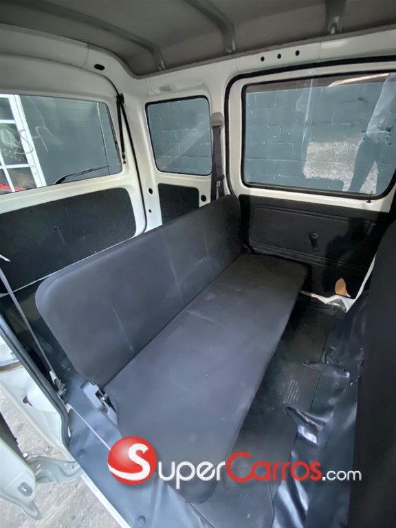 2019 Daihatsu Hijet — foto 8 / 10