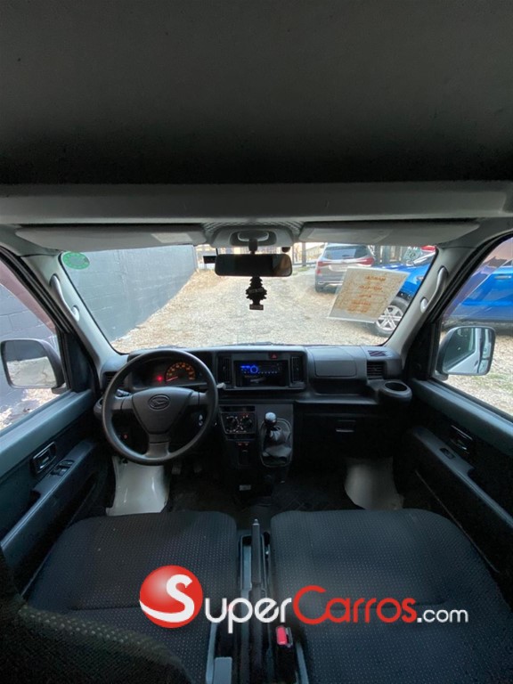 2019 Daihatsu Hijet — foto 9 / 10