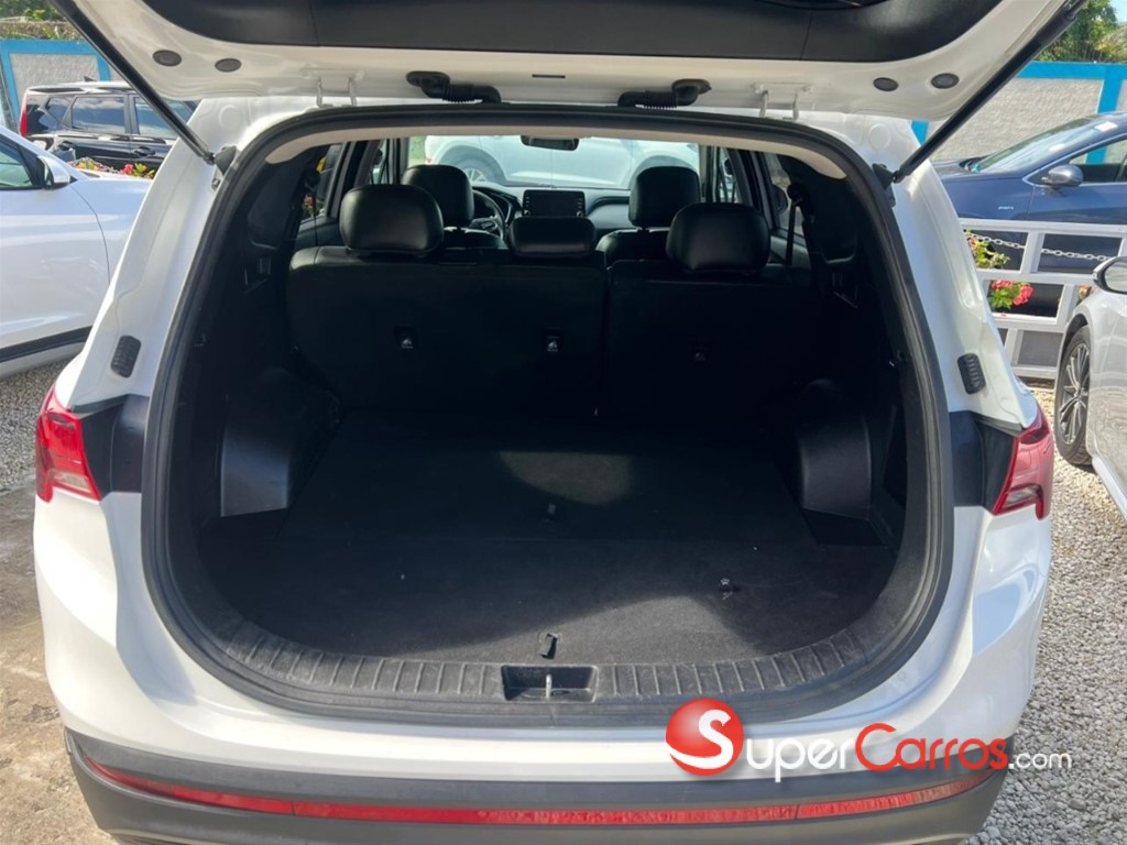 2023 Hyundai Santa Fe SE — foto 8 / 11
