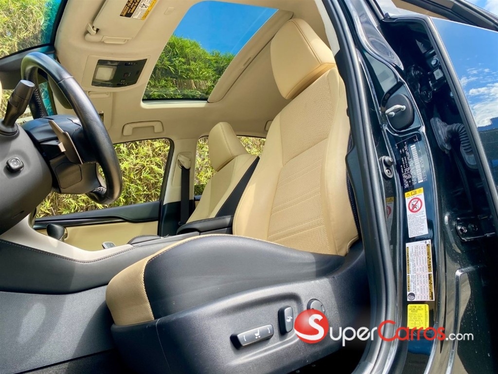2018 Lexus NX 300 — foto 8 / 12