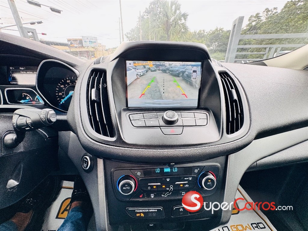 2019 Ford Escape SE — foto 12 / 12