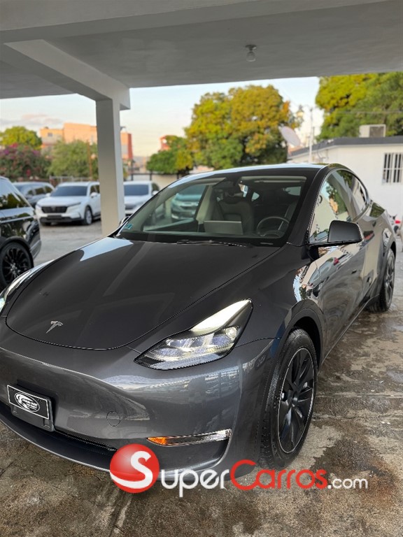 2023 Tesla Model Y Long Range — foto 3 / 10