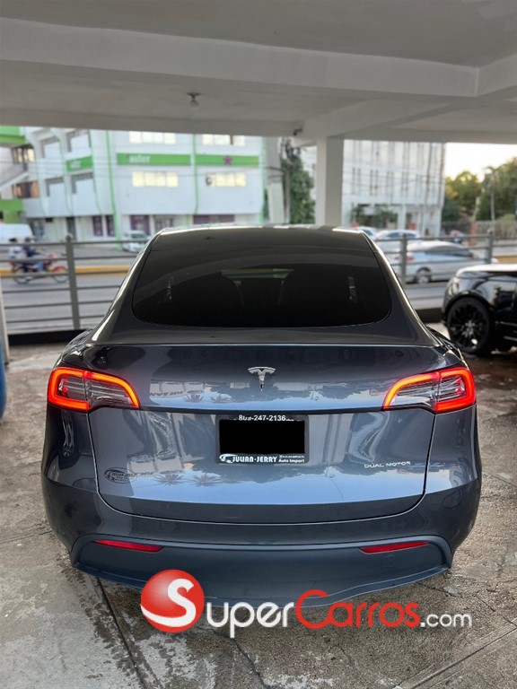 2023 Tesla Model Y Long Range — foto 5 / 10
