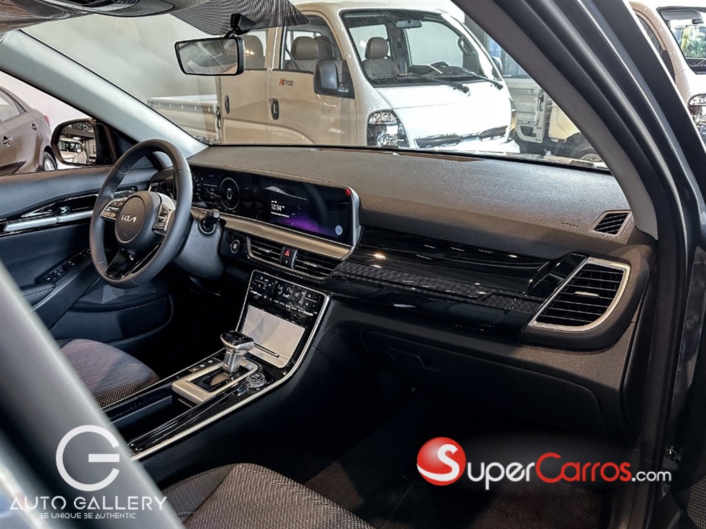 2027 Kia Seltos Luxury — foto 9 / 12