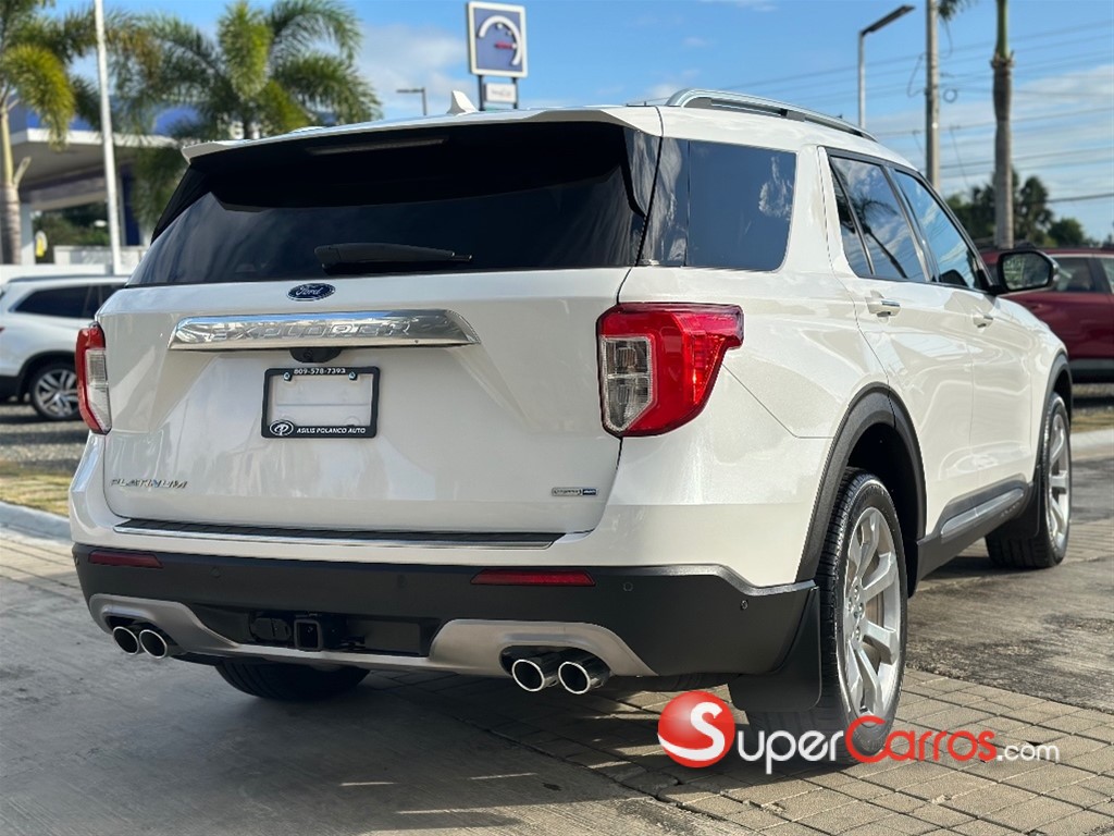 2020 Ford Explorer Platinum — foto 7 / 12