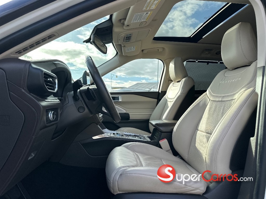 2020 Ford Explorer Platinum — foto 9 / 12