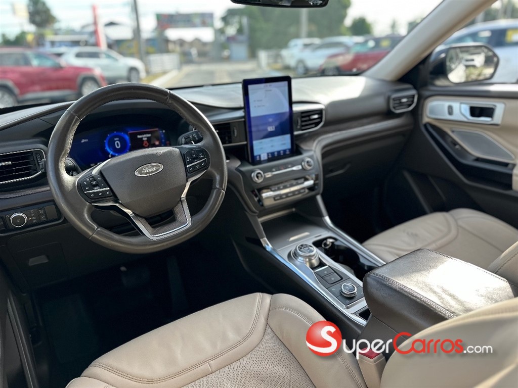 2020 Ford Explorer Platinum — foto 11 / 12
