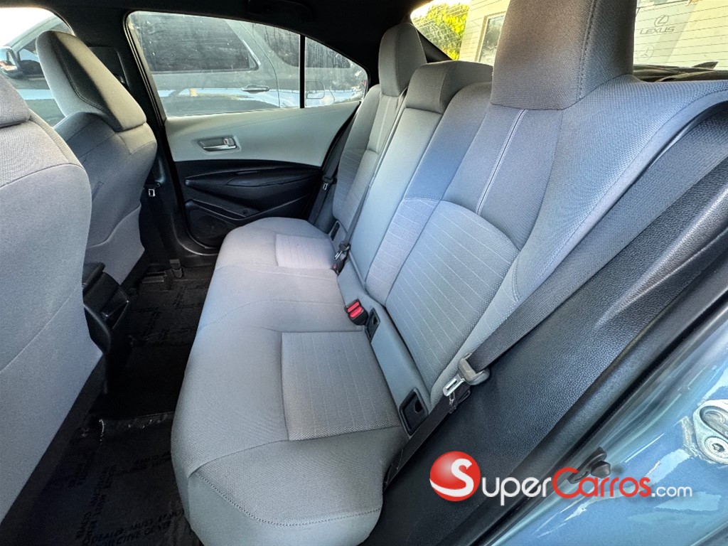 2020 Toyota Corolla LE — foto 8 / 9