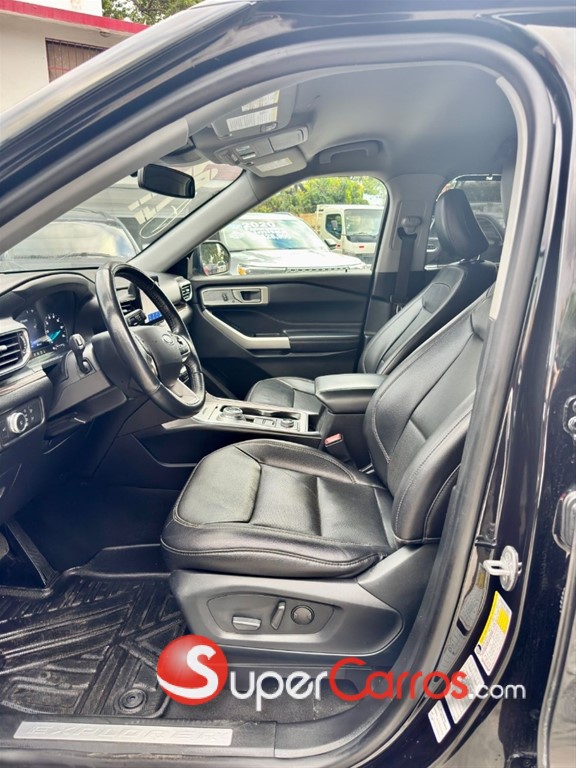 2021 Ford Explorer Limited — foto 8 / 11
