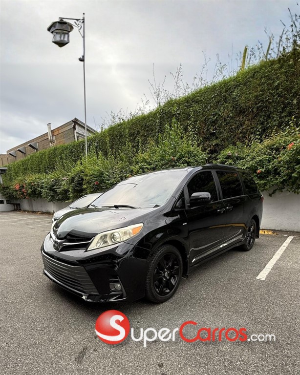 2020 Toyota Sienna — foto 2 / 9