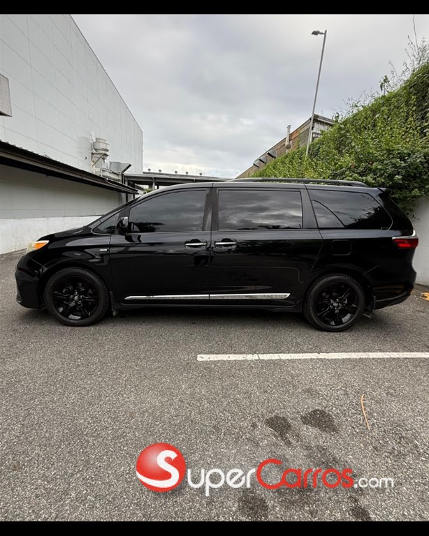 2020 Toyota Sienna — foto 4 / 9
