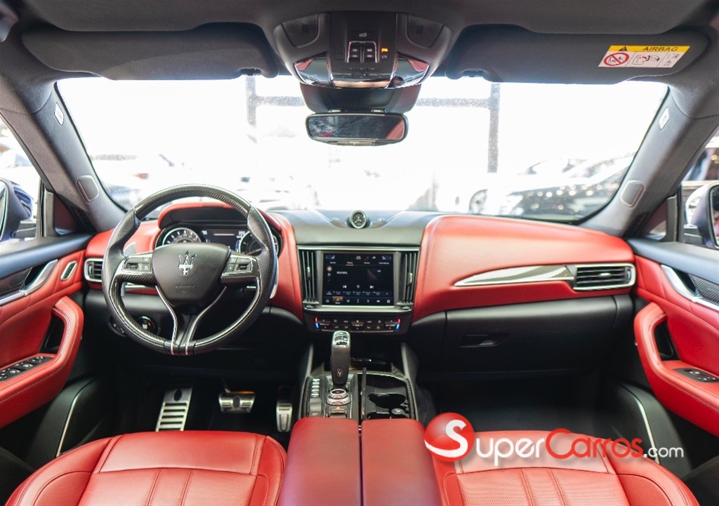 2022 Maserati Levante Modena S — foto 9 / 11