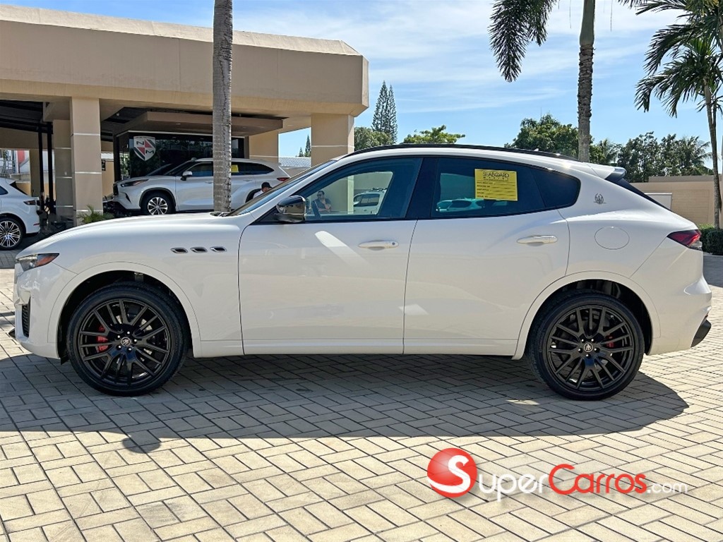 2021 Maserati Levante — foto 5 / 12