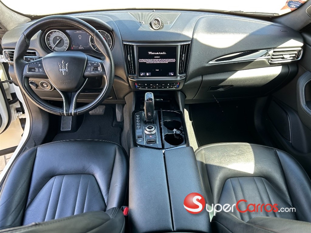 2021 Maserati Levante — foto 9 / 12
