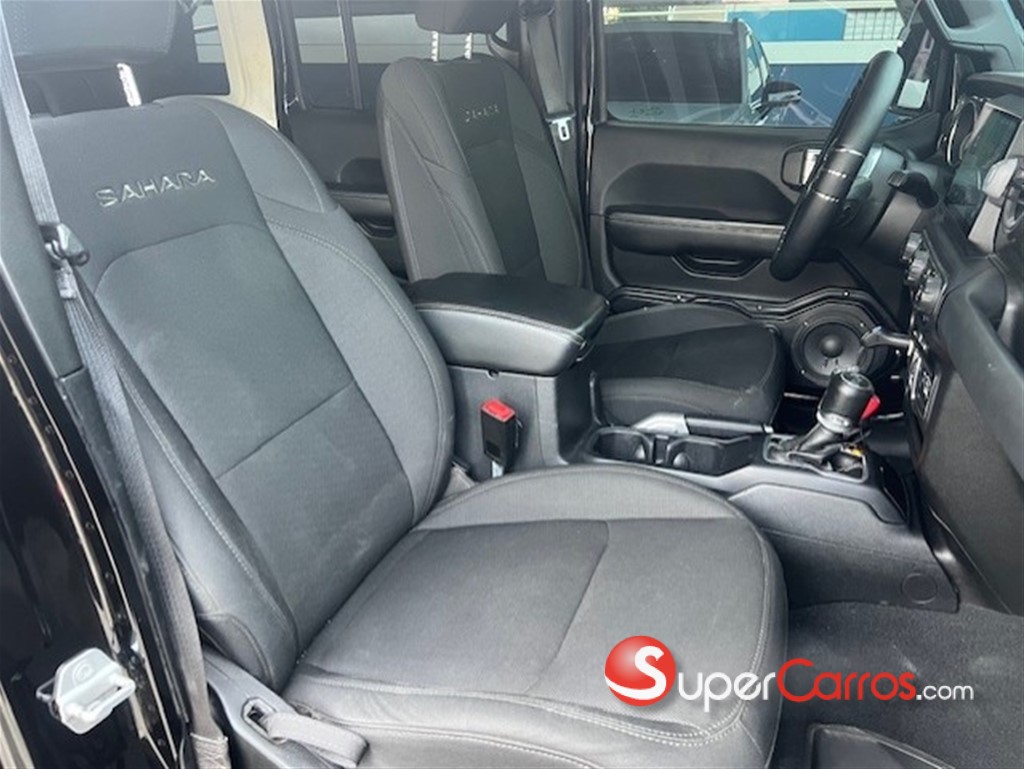 2018 Jeep Wrangler Sahara Unlimited — foto 9 / 12