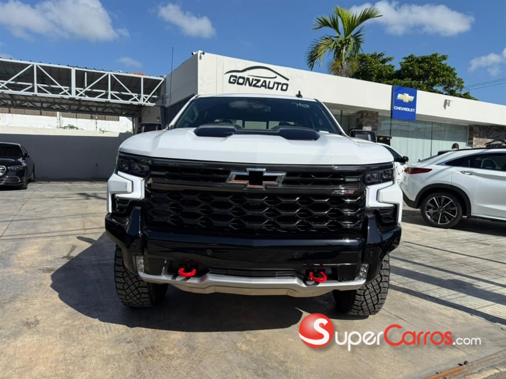2025 Chevrolet Silverado ZR2 — foto 3 / 11