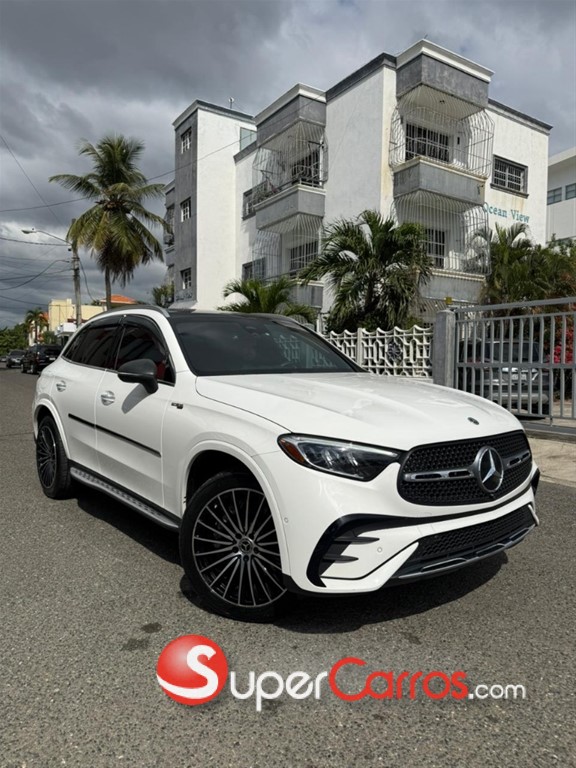 2023 Mercedes-Benz Clase GLC 300 AMG — foto 2 / 10