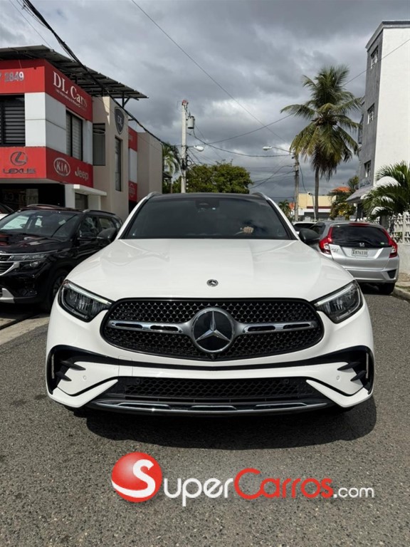 2023 Mercedes-Benz Clase GLC 300 AMG — foto 3 / 10