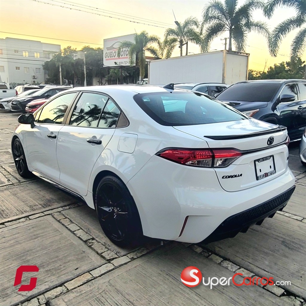 2021 Toyota Corolla SE — foto 6 / 10