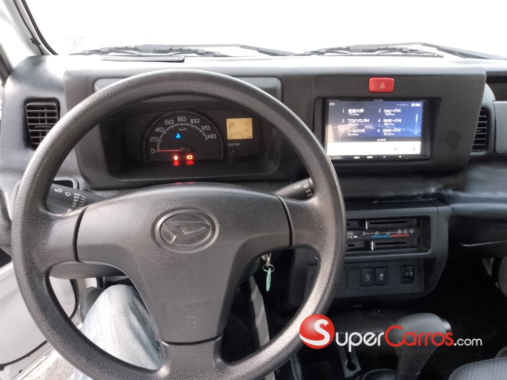 2020 Daihatsu Hijet — foto 9 / 11
