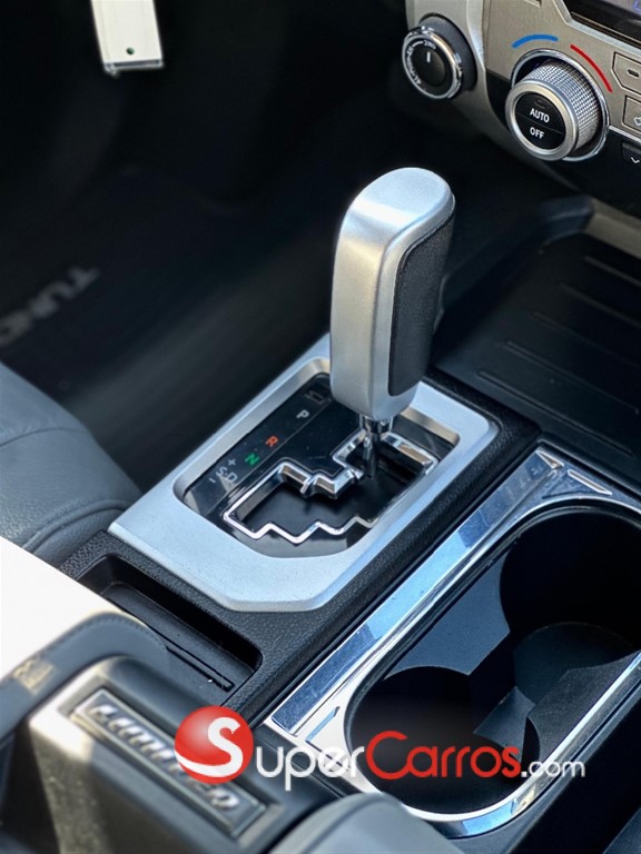 2019 Toyota Tundra LIMITED — foto 7 / 12